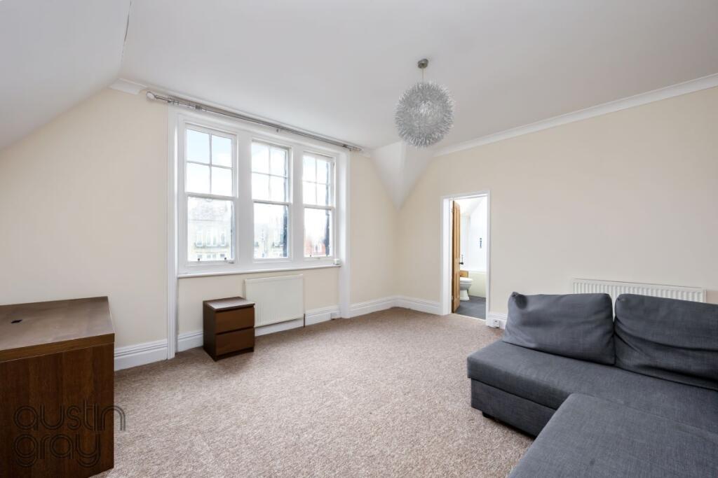 Additional property image - Flat 5, 32 St Johns Road, Eastbourne, BN20 7JB