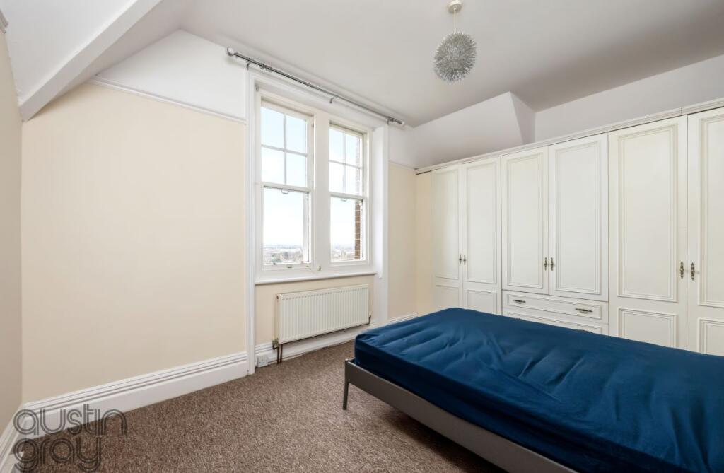 Additional property image - Flat 5, 32 St Johns Road, Eastbourne, BN20 7JB