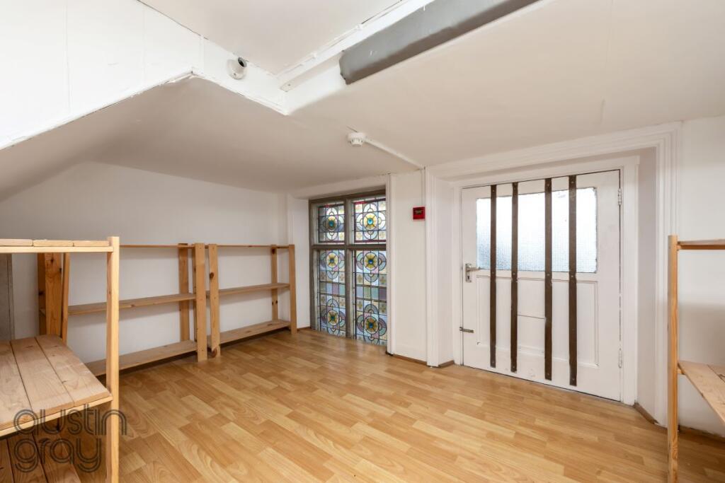 Additional property image - Flat 5, 32 St Johns Road, Eastbourne, BN20 7JB