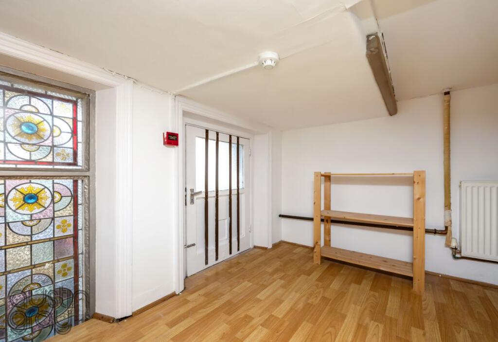 Additional property image - Flat 5, 32 St Johns Road, Eastbourne, BN20 7JB