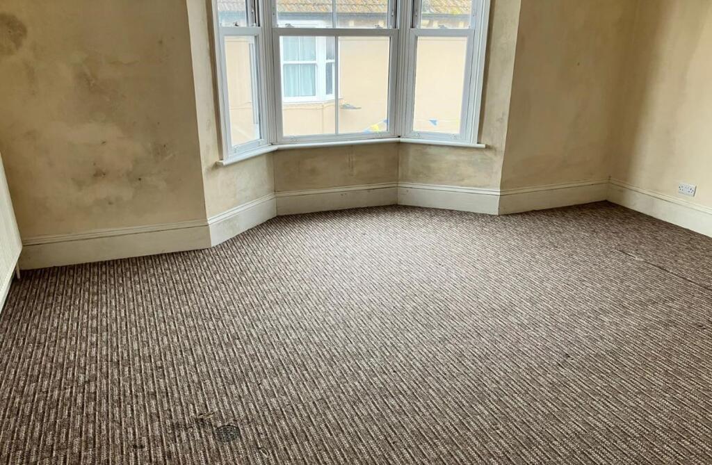 Additional property image - 143 Montague Street, Worthing, BN11 3BX