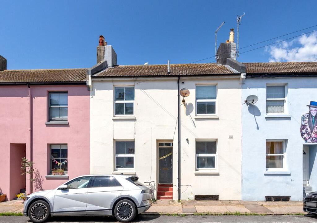 Main image of property: 25 Grove Street, Brighton, East Sussex, BN2 9NY