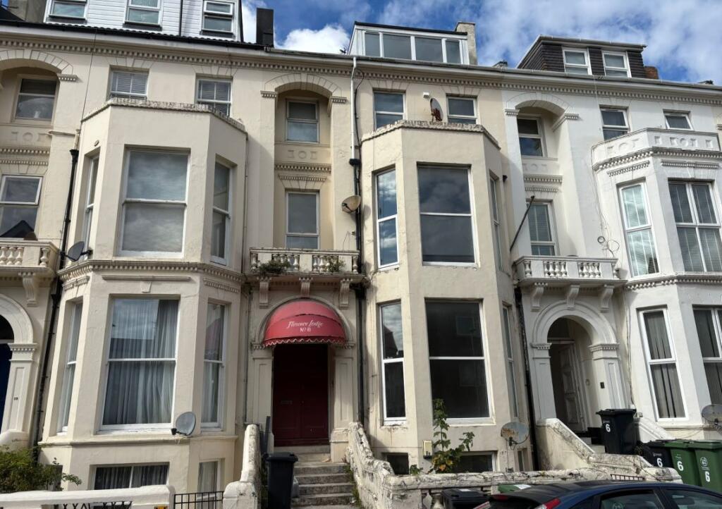 Main image of property: Flat 1, 8 Nightingale Road, Southsea, PO5 3JL