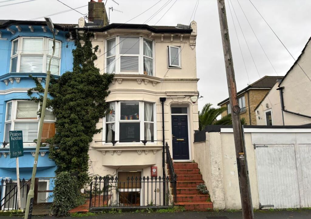 Main image of property: 40a Campbell Road, Brighton, BN1 4QD
