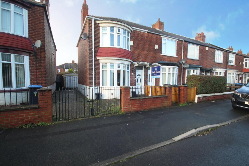 3 bedroom end of terrace house for sale in Studley Road, Middlesbrough