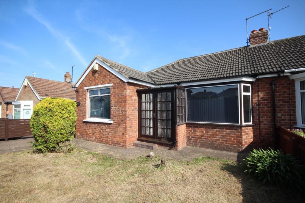 2 bedroom semidetached bungalow for sale in Blue Bell Grove, Middlesbrough, TS5
