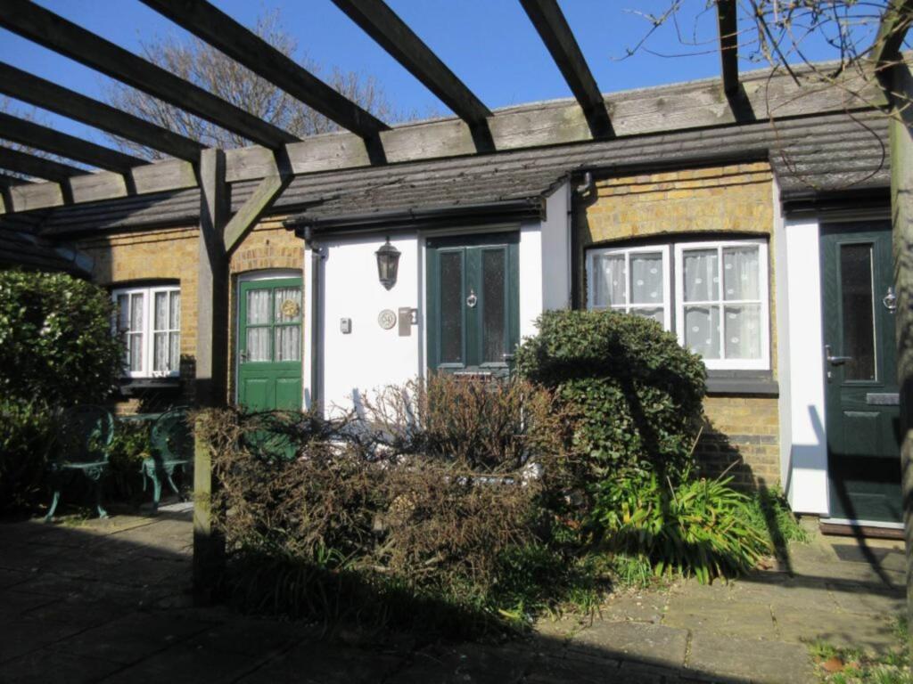 Main image of property: Cambridge Road, Southend On Sea