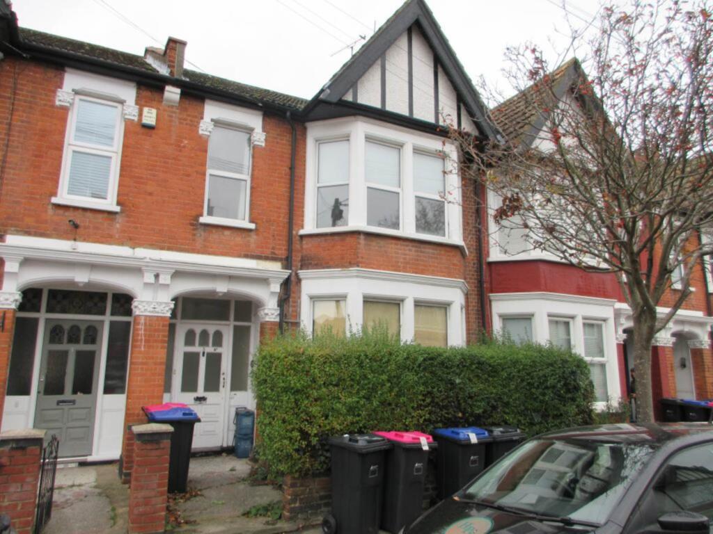 Main image of property: Ronald Park Avenue, Westcliff On Sea