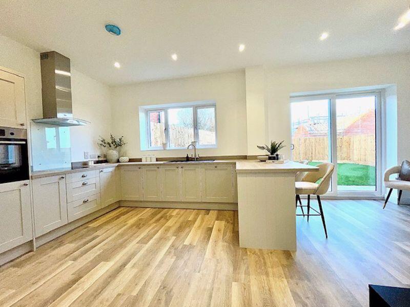 Additional property image - Egan Close, Dordon, Tamworth, B78