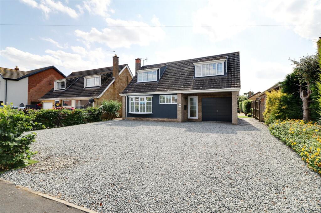 3 bedroom detached house