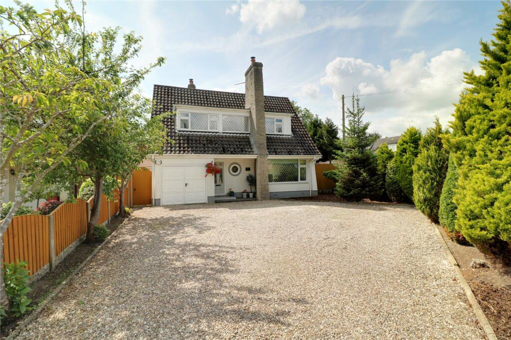 3 bedroom detached house