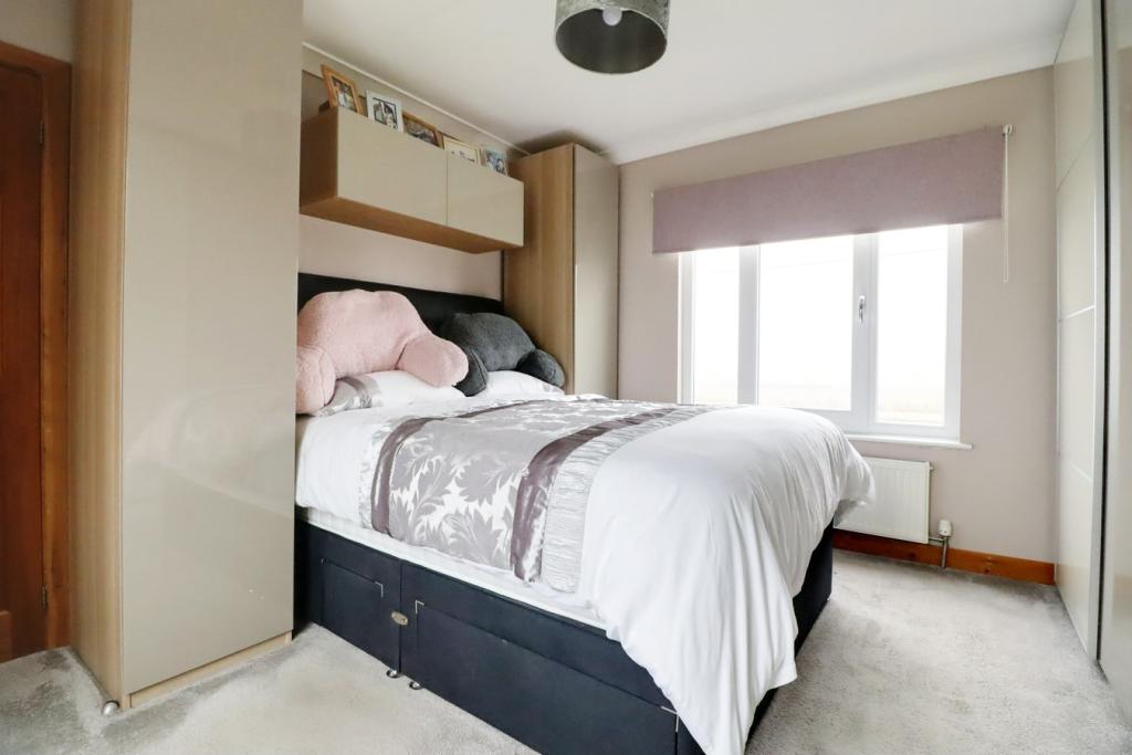 3 bedroom detached house for sale in Waterside Road, BartonUponHumber