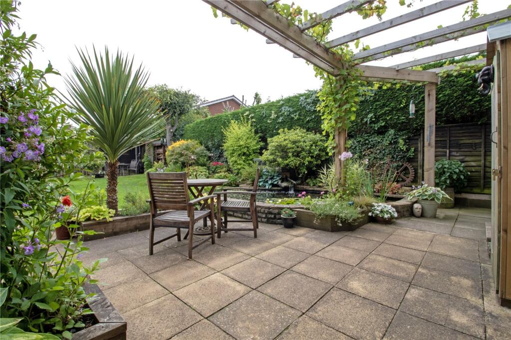 Main image of property: Cornhill Drive, Barton-upon-Humber, Lincolnshire, DN18