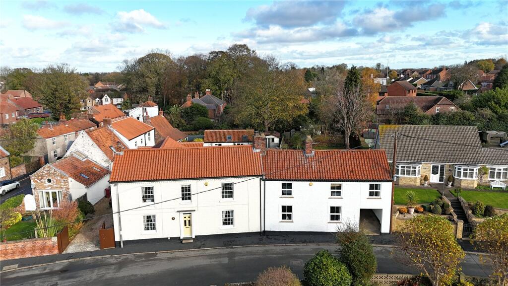 Main image of property: Green Lane, Barrow-upon-Humber, Lincolnshire, DN19