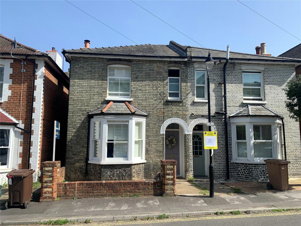 3 bedroom semi-detached house for sale in Sandfield Terrace, Guildford, Surrey, GU1