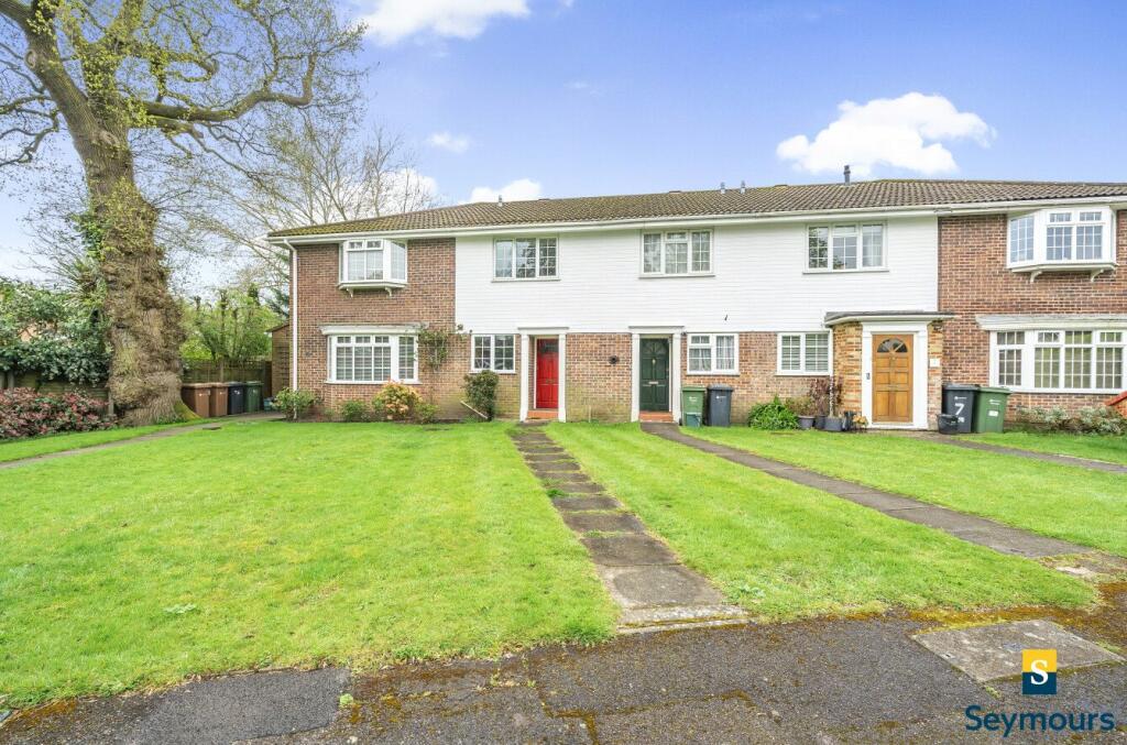 2 bedroom terraced house for sale in Guildford, Surrey, GU2