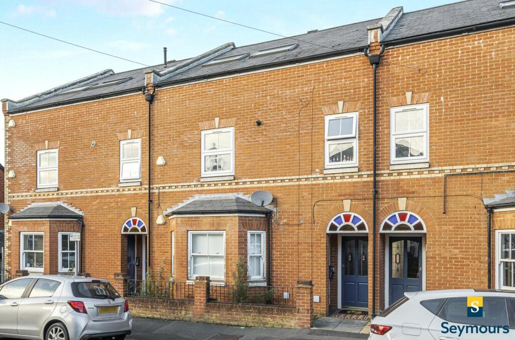 Main image of property: Queens Road, Guildford, Surrey, GU1