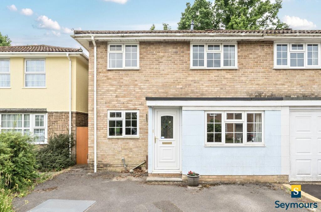 Main image of property: Cumberland Avenue, Guildford, Surrey, GU2