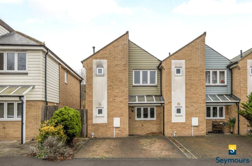 Main image of property: Jacobs Green, Guildford, Surrey, GU1