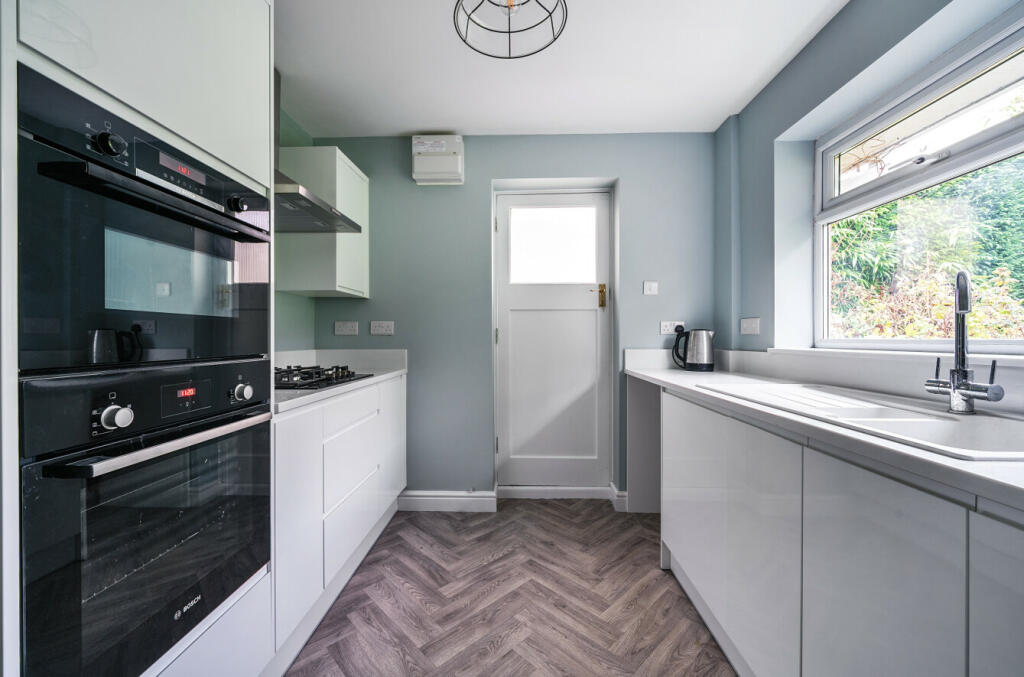 Additional property image - Willow Crescent, Warminster, BA12