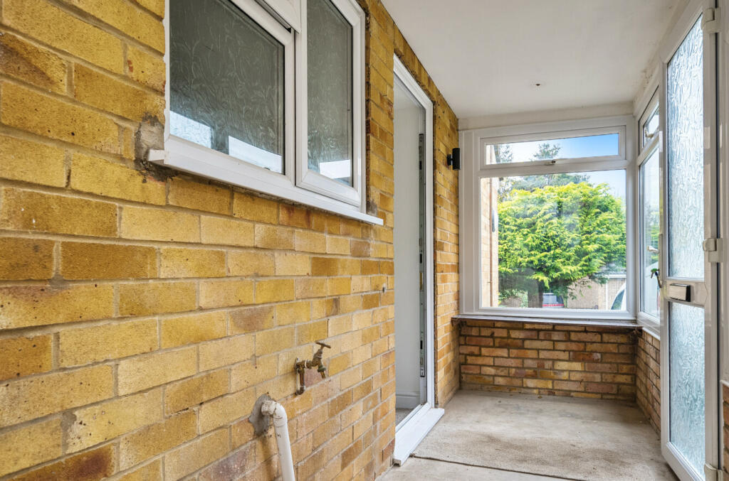 Additional property image - Willow Crescent, Warminster, BA12