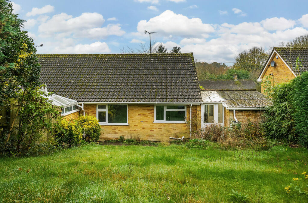 Additional property image - Willow Crescent, Warminster, BA12