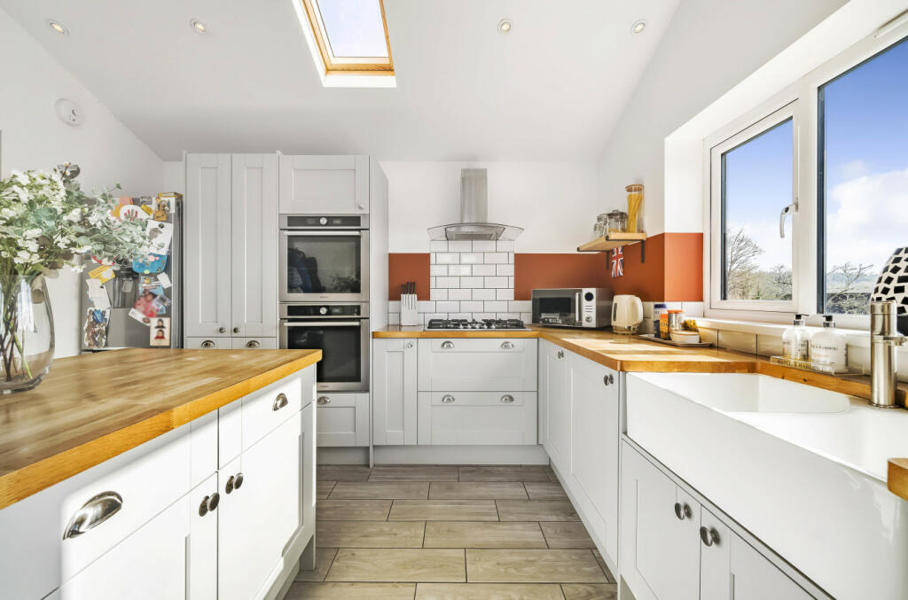 Additional property image - Thames Close, Warminster, BA12