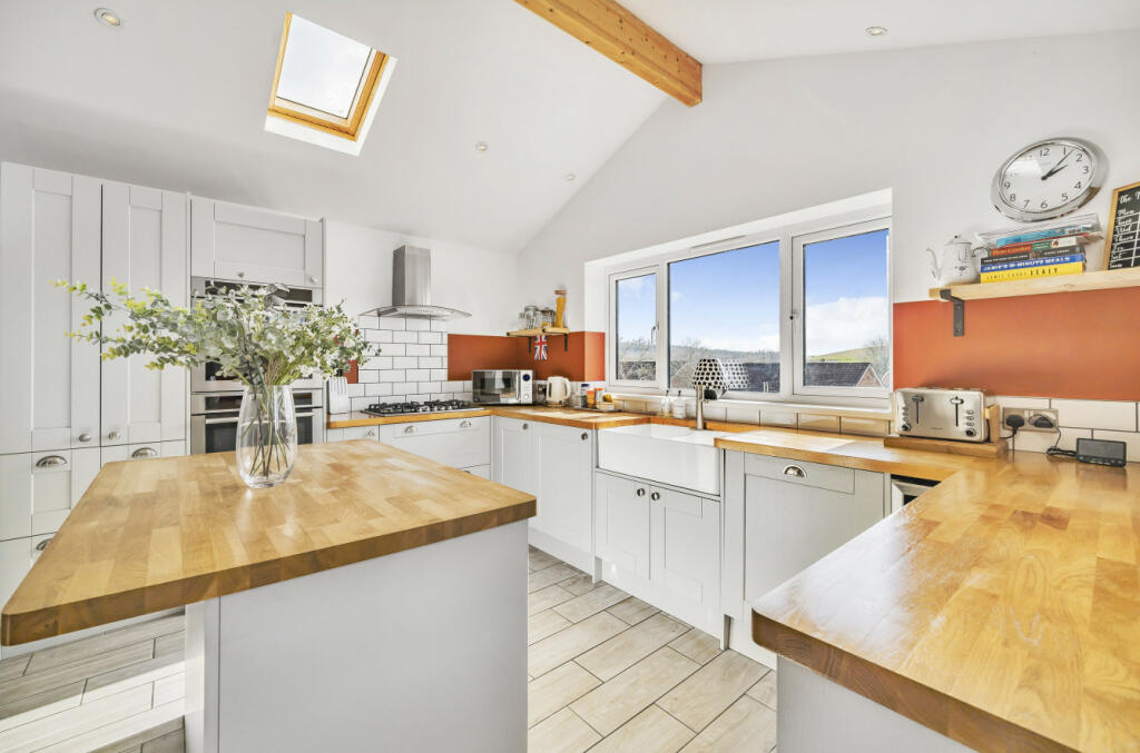 Additional property image - Thames Close, Warminster, BA12