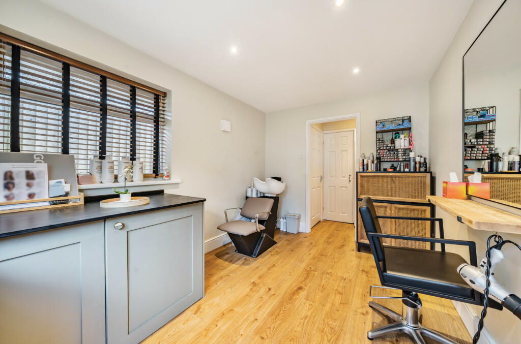 Additional property image - Thames Close, Warminster, BA12