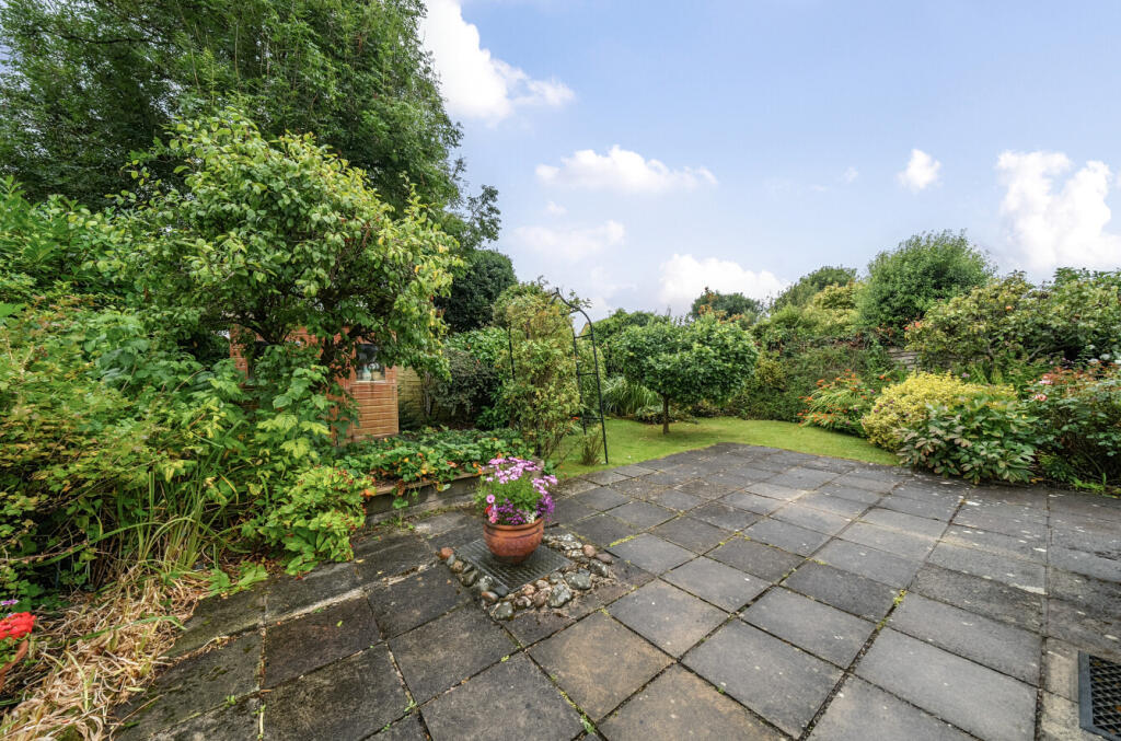 Additional property image - Barley Close, Warminster, BA12