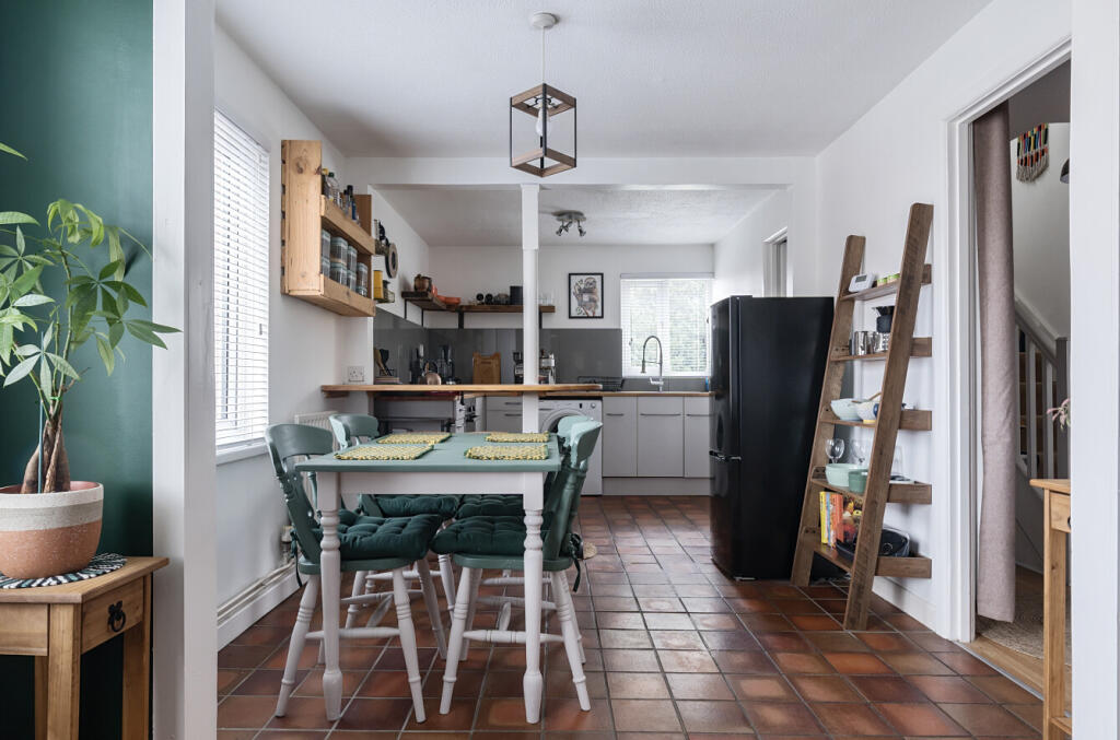 Additional property image - Bratton Road, Westbury, BA13
