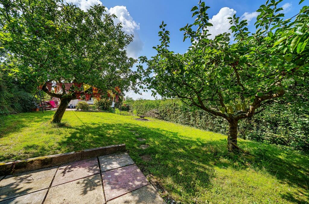 Additional property image - Bridge Hill, Wanstrow, BA4