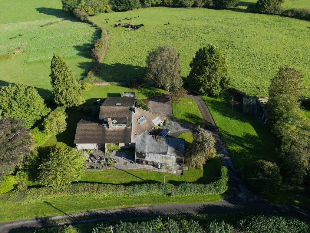 5 bedroom detached house for sale in Court Lane, Corsley, BA12