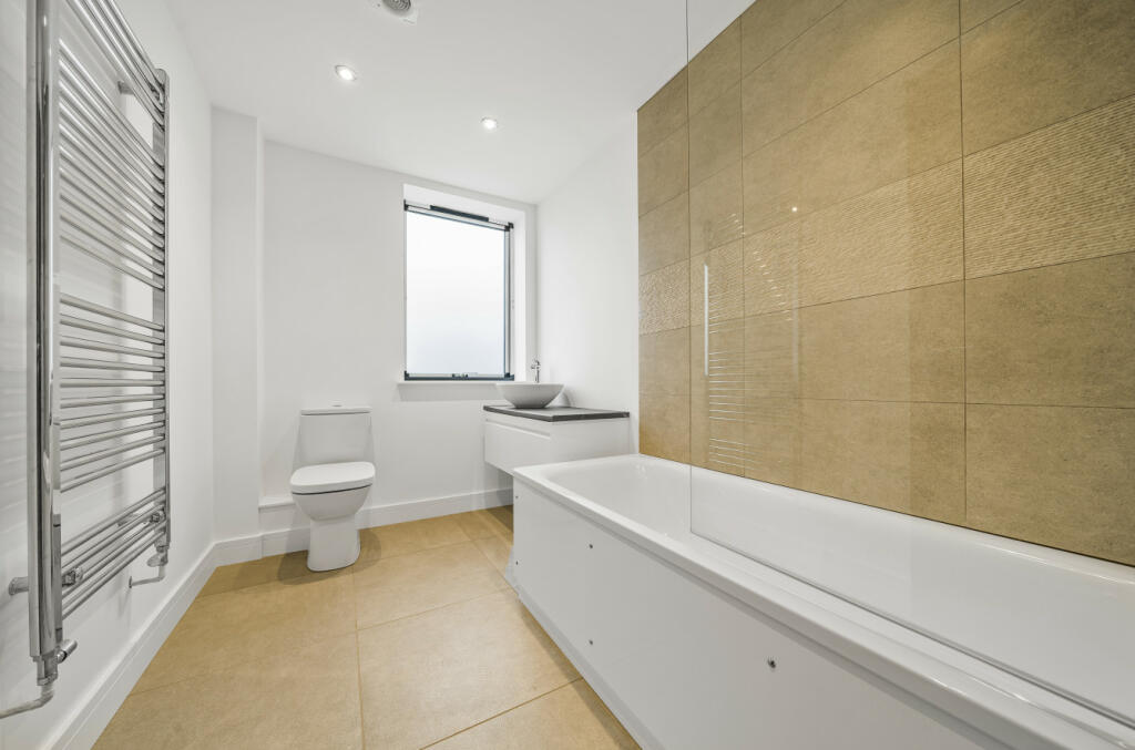 Additional property image - Victoria Mews, Frome, BA11