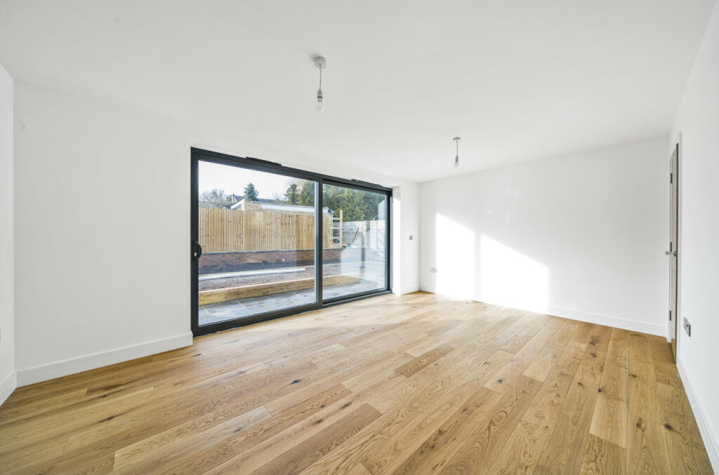 Additional property image - Victoria Mews, Frome, BA11