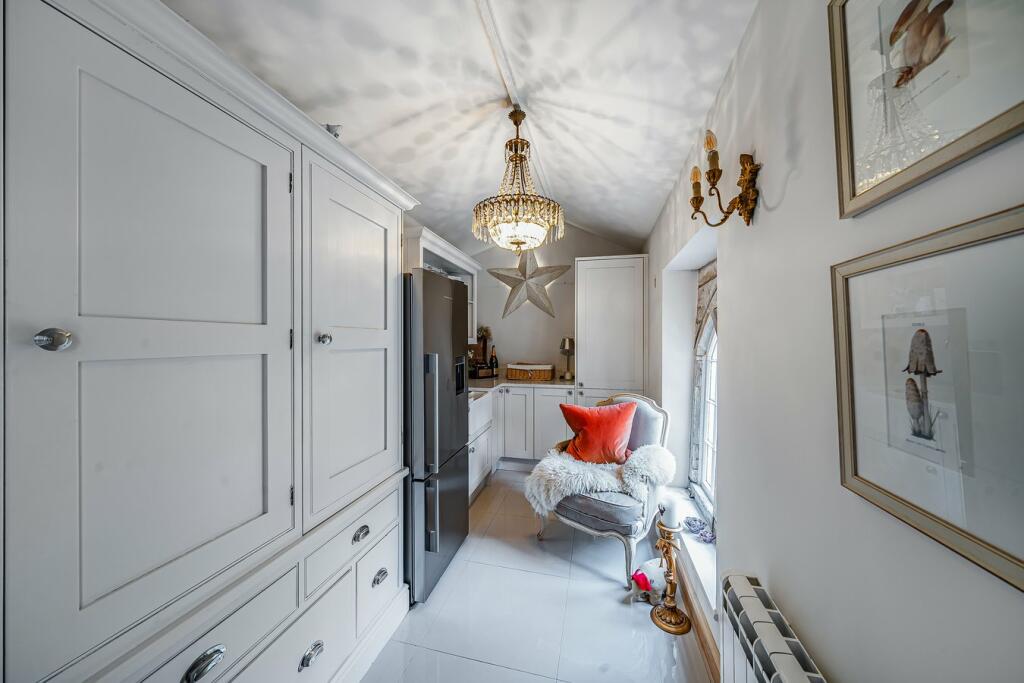 Additional property image - Trinity Parade, Goulds Ground, Frome, BA11