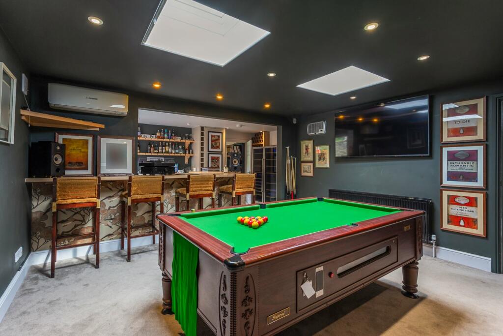 Additional property image - Beckington, Frome, BA11
