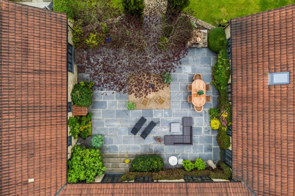 Additional property image - Beckington, Frome, BA11
