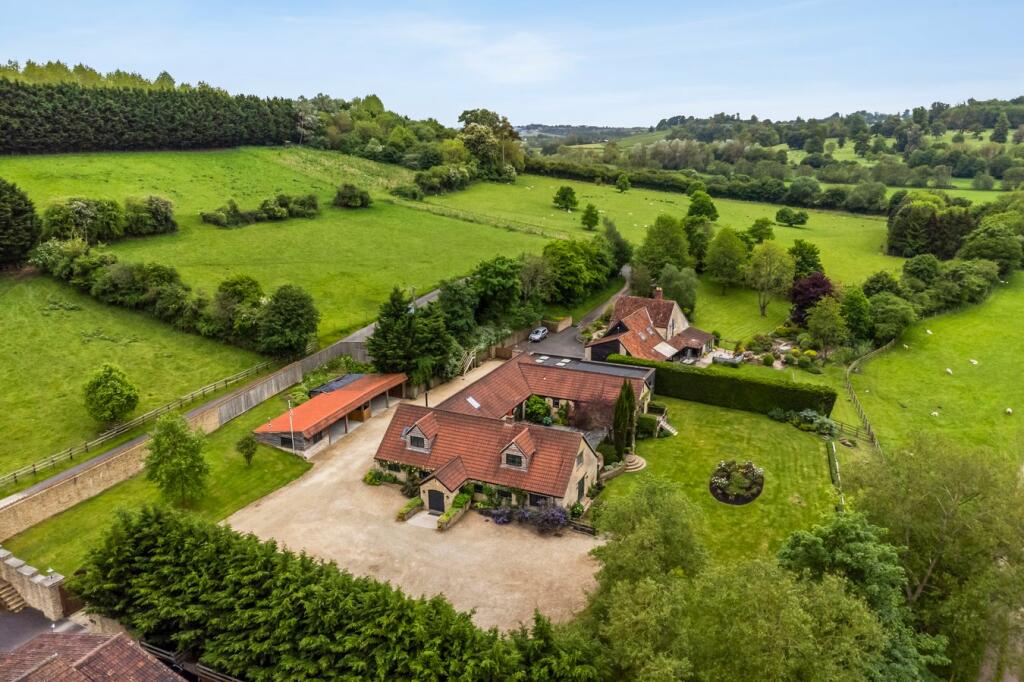 Additional property image - Beckington, Frome, BA11
