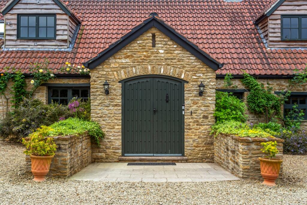 Additional property image - Beckington, Frome, BA11