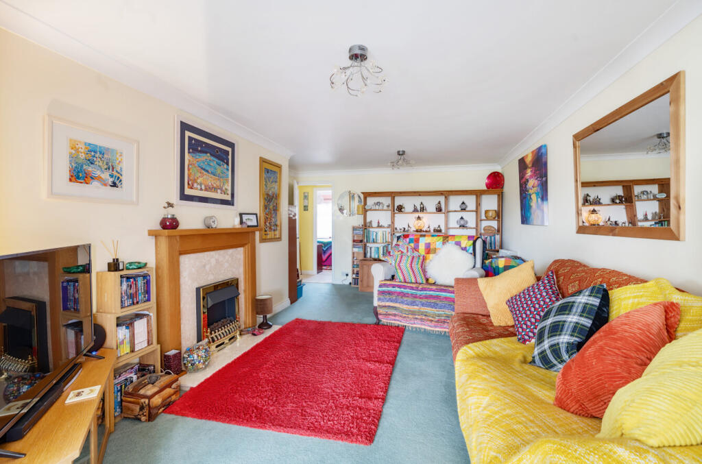 Additional property image - Chapmans Close, Frome, BA11