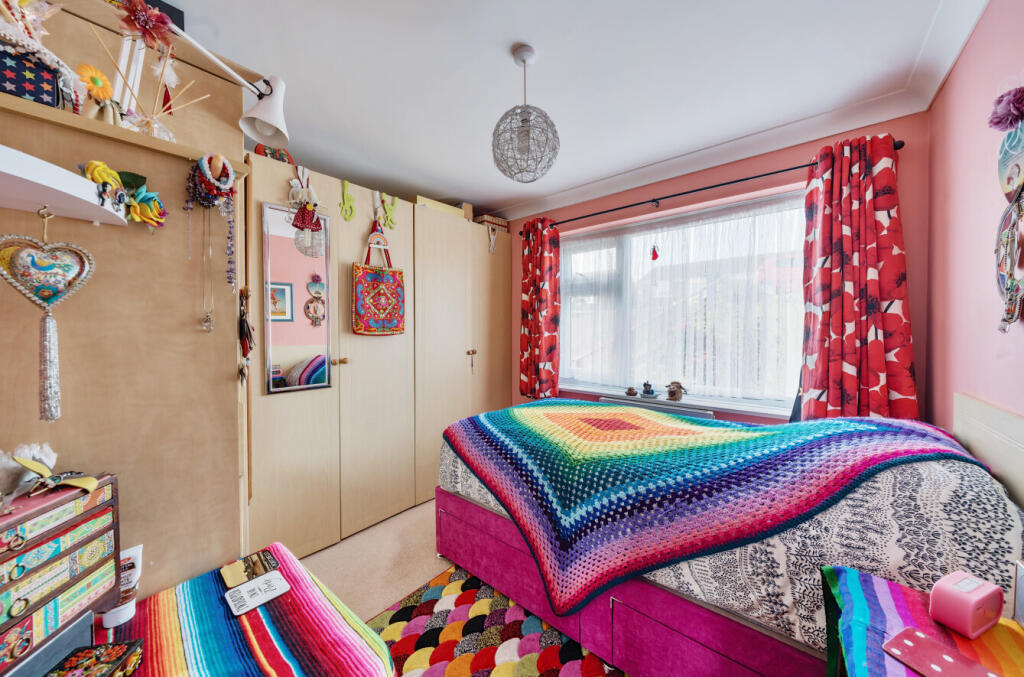 Additional property image - Chapmans Close, Frome, BA11
