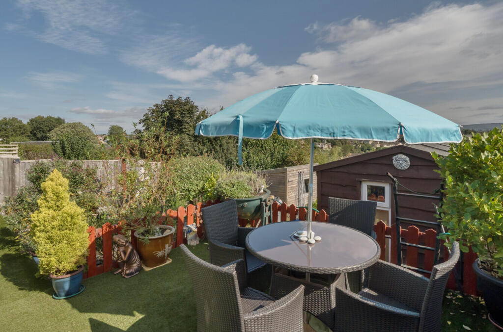 Additional property image - Chapmans Close, Frome, BA11