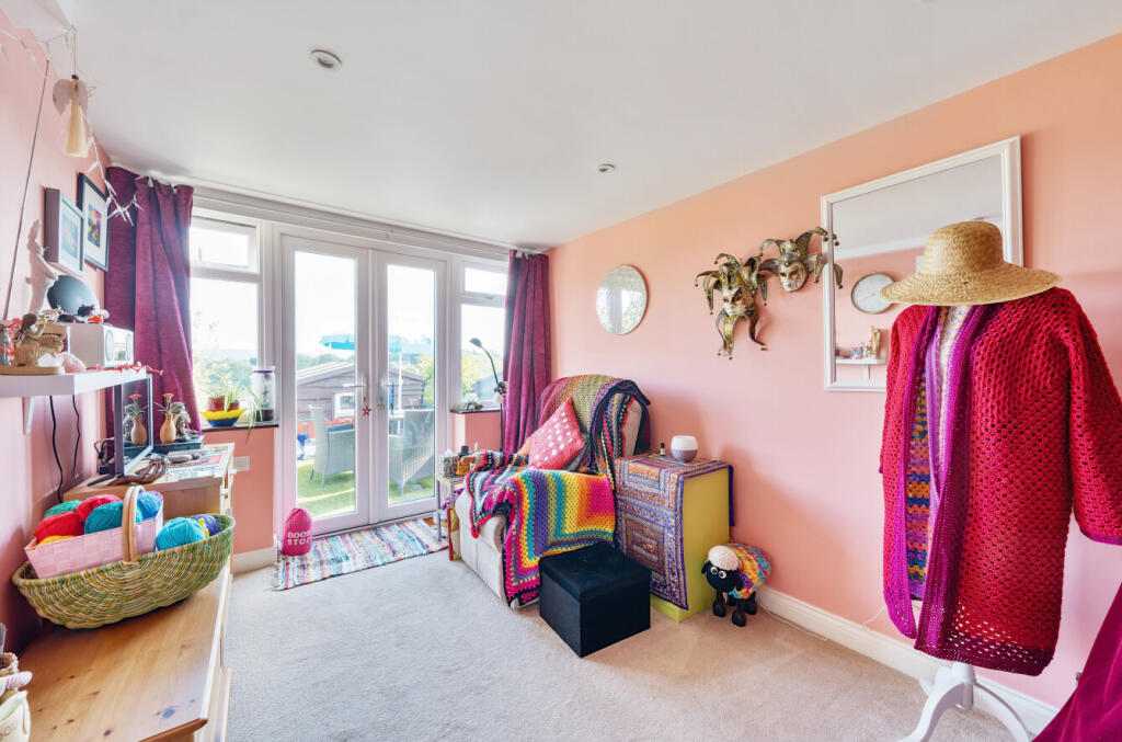 Additional property image - Chapmans Close, Frome, BA11