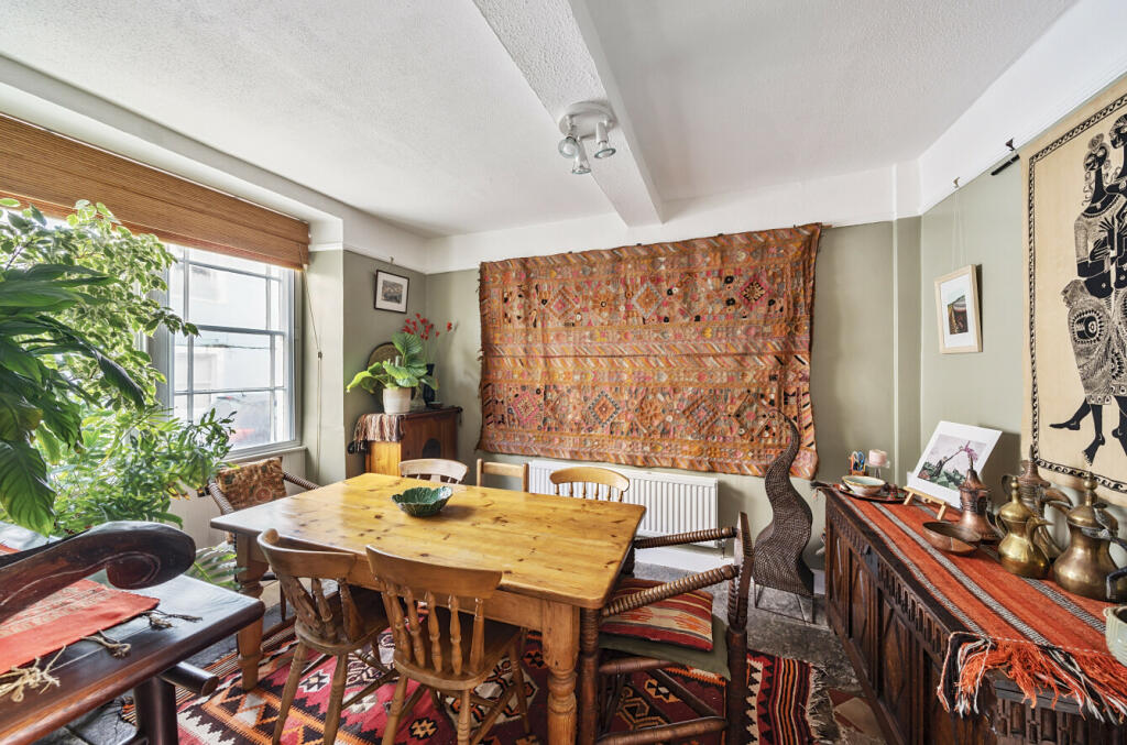 Additional property image - Catherine Street, Frome, BA11