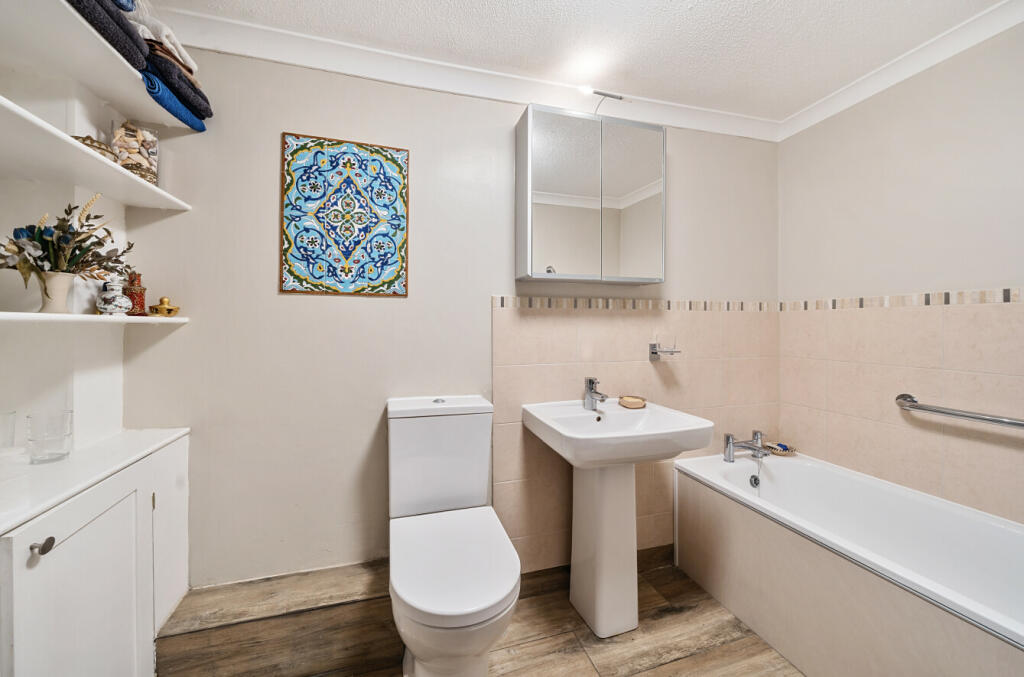 Additional property image - Catherine Street, Frome, BA11