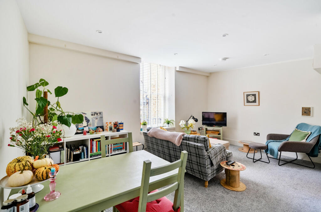 Additional property image - North Parade, Frome, Frome, BA11