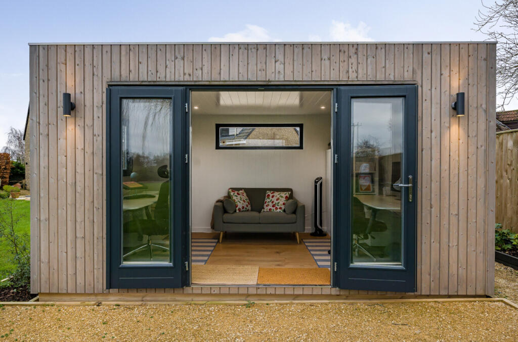 Additional property image - Pedlars Grove, Chapmanslade, Near Frome, BA13