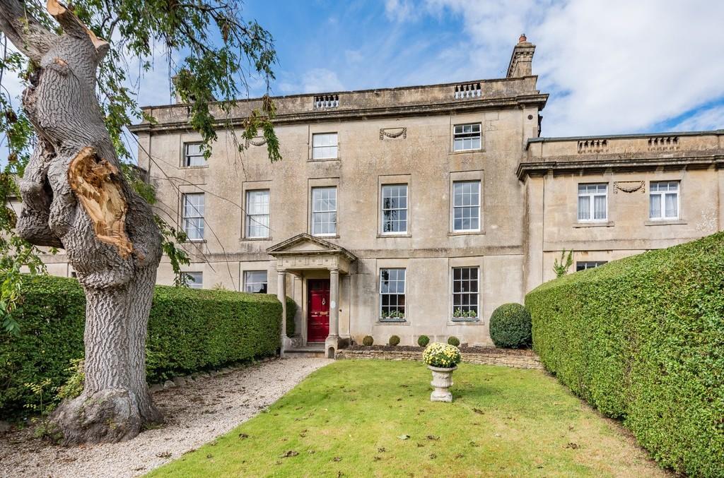 6 bedroom terraced house for sale in Wallbridge, Frome, BA11