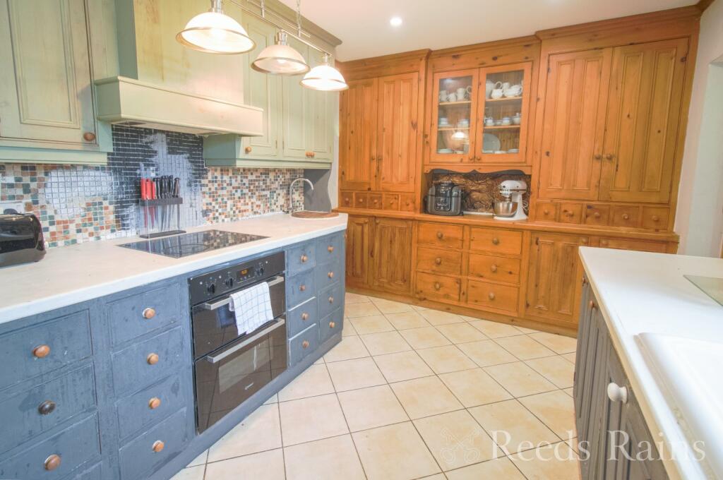 Additional property image - Welsh Road, Ledsham, Ellesmere Port, Cheshire, CH66